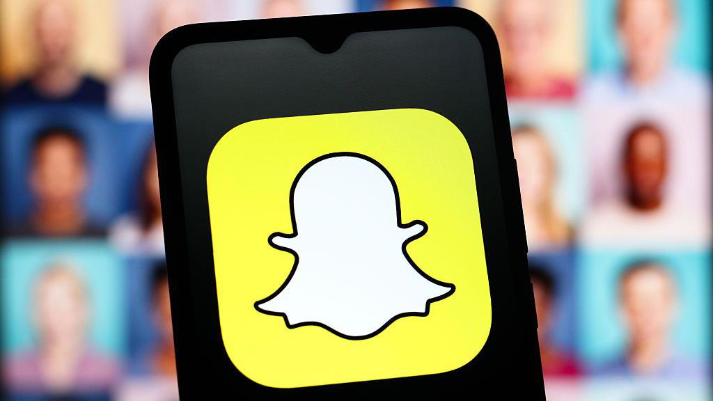 Snapchat To Begin Charging Users To Store Photo And Video ‘Memories’