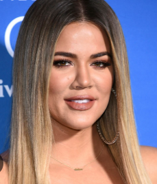 Khloe Kardashian Slides Into the DMs of a Schoolteacher