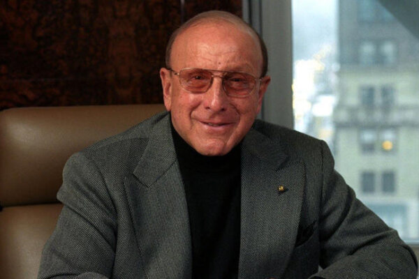 Clive Davis Dies at 94